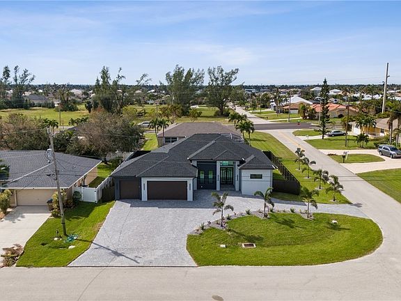 5th image of 4504 SW 20th Place Cpe