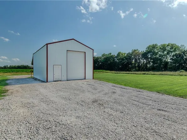 14811 E 295th St, Harrisonville, MO 64701