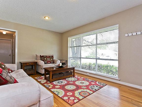 4th image of 2623 San Paula Ave