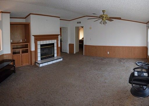 3rd image of 1605 NW 109th Ave