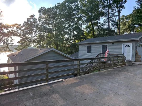 58310 E Clear Lake Rd, Three Rivers, MI 49093