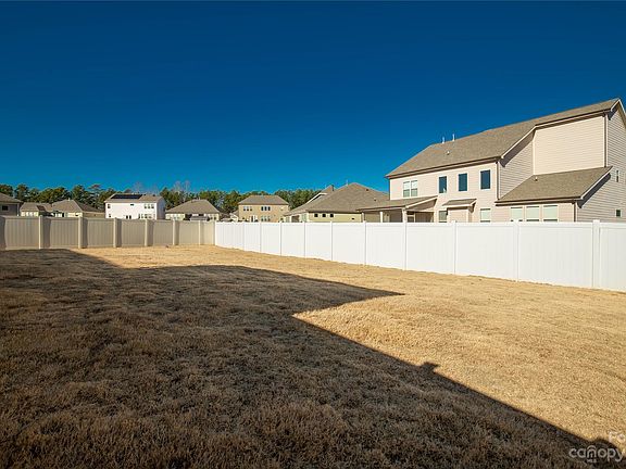 5th image of 5516 Muckross Ln