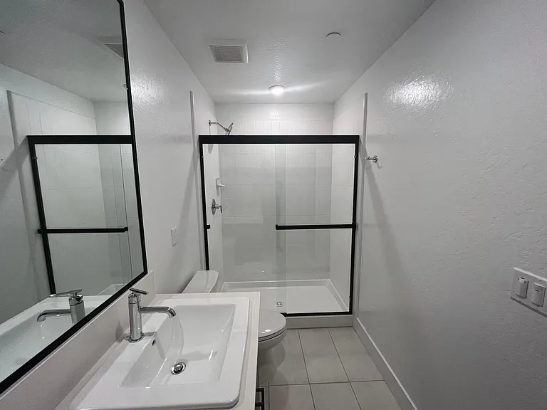 424 W Balsam Ln — Photo 7