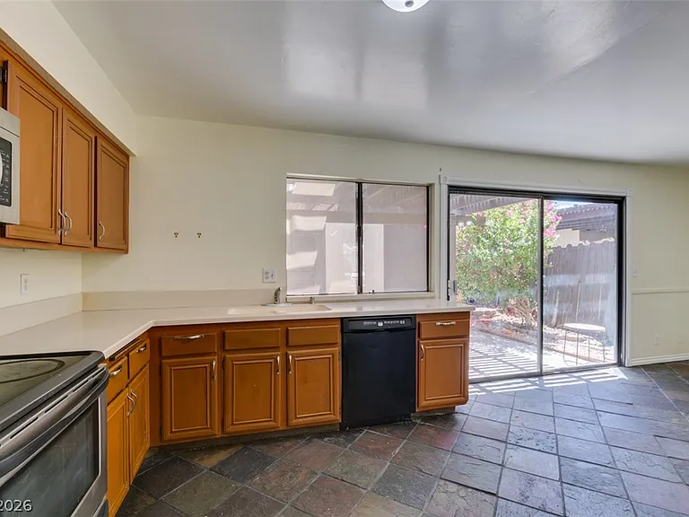 3318 China Dr — Photo 21