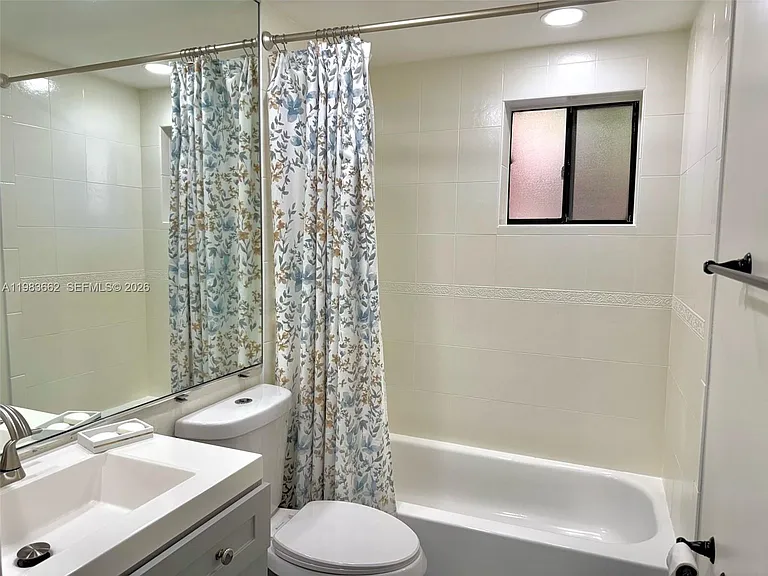 8075 SW 107th Ave #310 — Photo 12