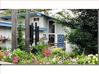 1st image of 407 Townsend Dr