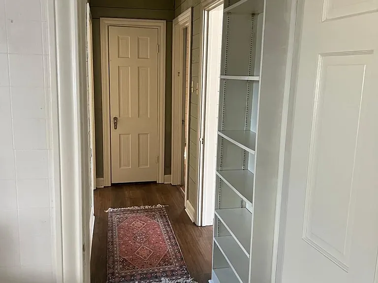 1900 Central Dr — Photo 11