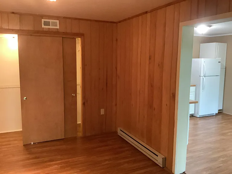 40 Laurie Ln #2 — Photo 5