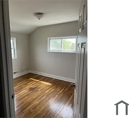 8000 Wallace Rd — Photo 7