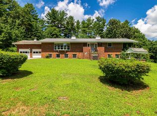 3 Albany Ave, Londonderry, NH 03053