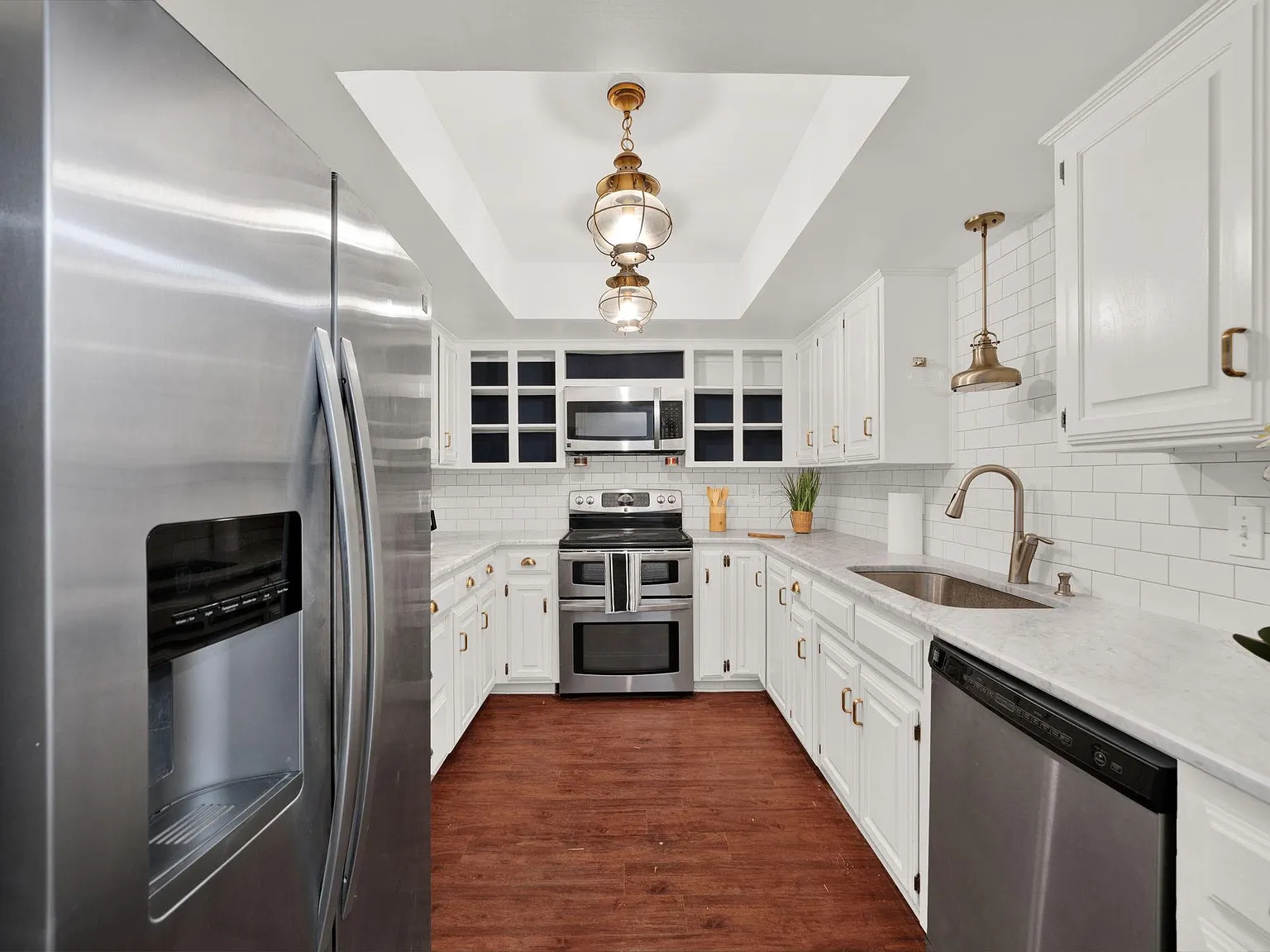 4 bed, 2.0 bath, 2182 sqft, $793 — Photo 4