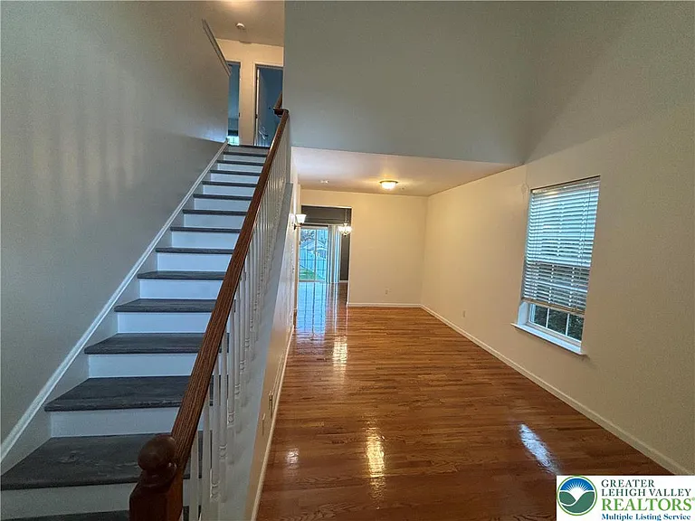 5054 Dale Trl — Photo 3