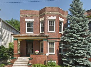7051 S Eberhart Ave, Chicago, IL 60637