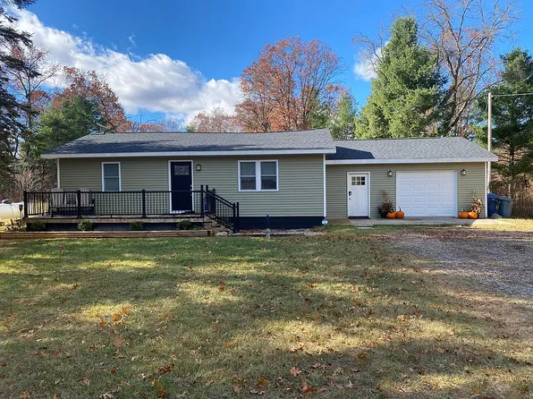 11706 Crapo Lake Rd, Grayling, MI 49738