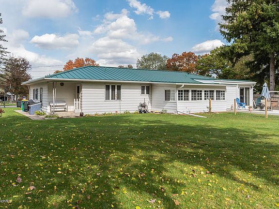 5th image of 480 S Moorland Dr