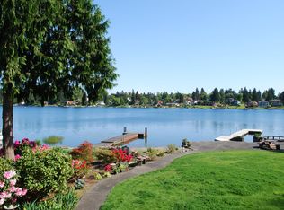 3203 S 194th St, Seattle, WA 98188