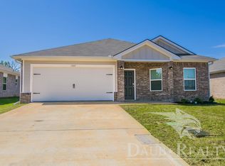 1427 Monterey Dr, Longview, TX 75601