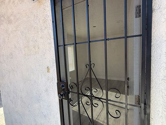 4th image of 1341 E 59th Pl #1/2