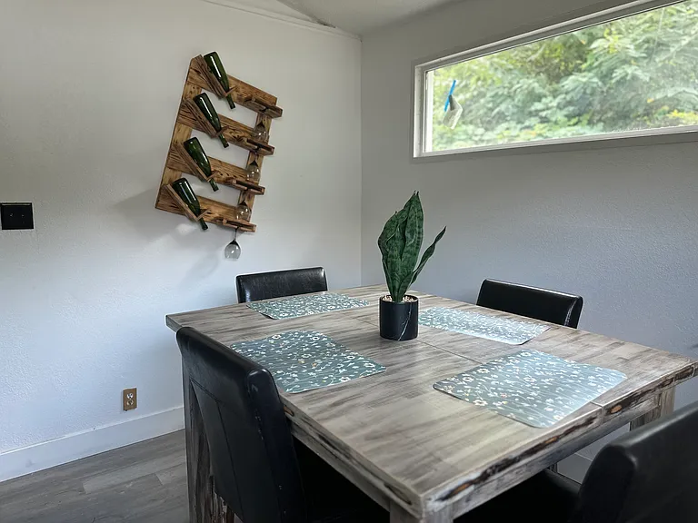 458 S Jackson St — Photo 10
