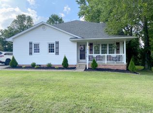 209 Glades St, Berea, KY 40403