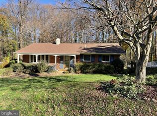 3811 Ivydale Dr, Annandale, VA 22003