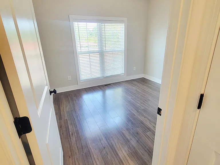 1433 Garner Rd — Photo 37