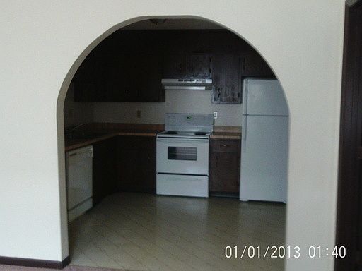 2nd image of 3746 N Portage Pl APT 9