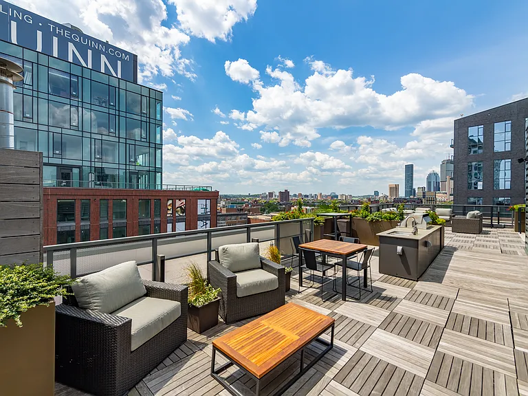 32 Traveler St #Penthouse 8 — Photo 30