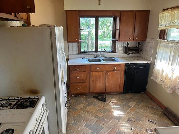 4th image of 1003 Brookfield Rd