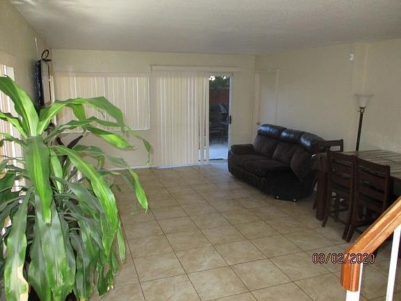 3rd image of 11370 Dogwood Ct