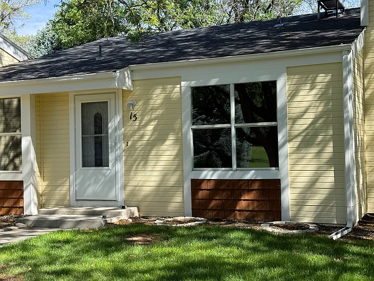 15 Reisling Ct — Photo 2