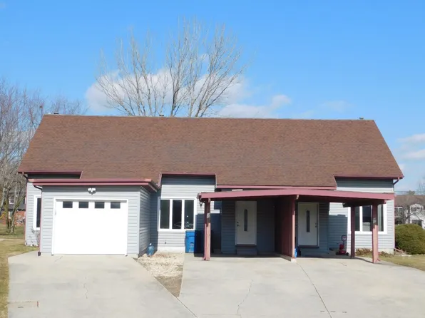 44 Oak Ct #1, Hebron, IN 46341