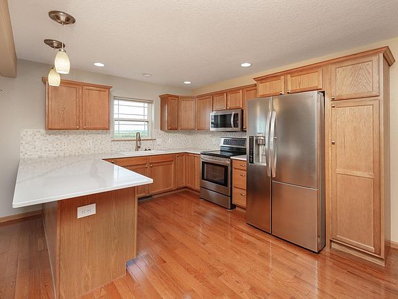 4th image of 5908 Alec Ave