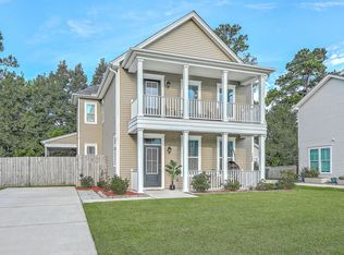 7402 Purser Ln, Hanahan, SC 29410