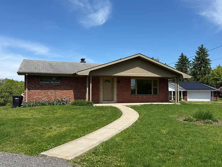 3551 Brodhead Rd — Photo 2