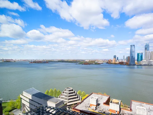 30 West Street image 2 of 16