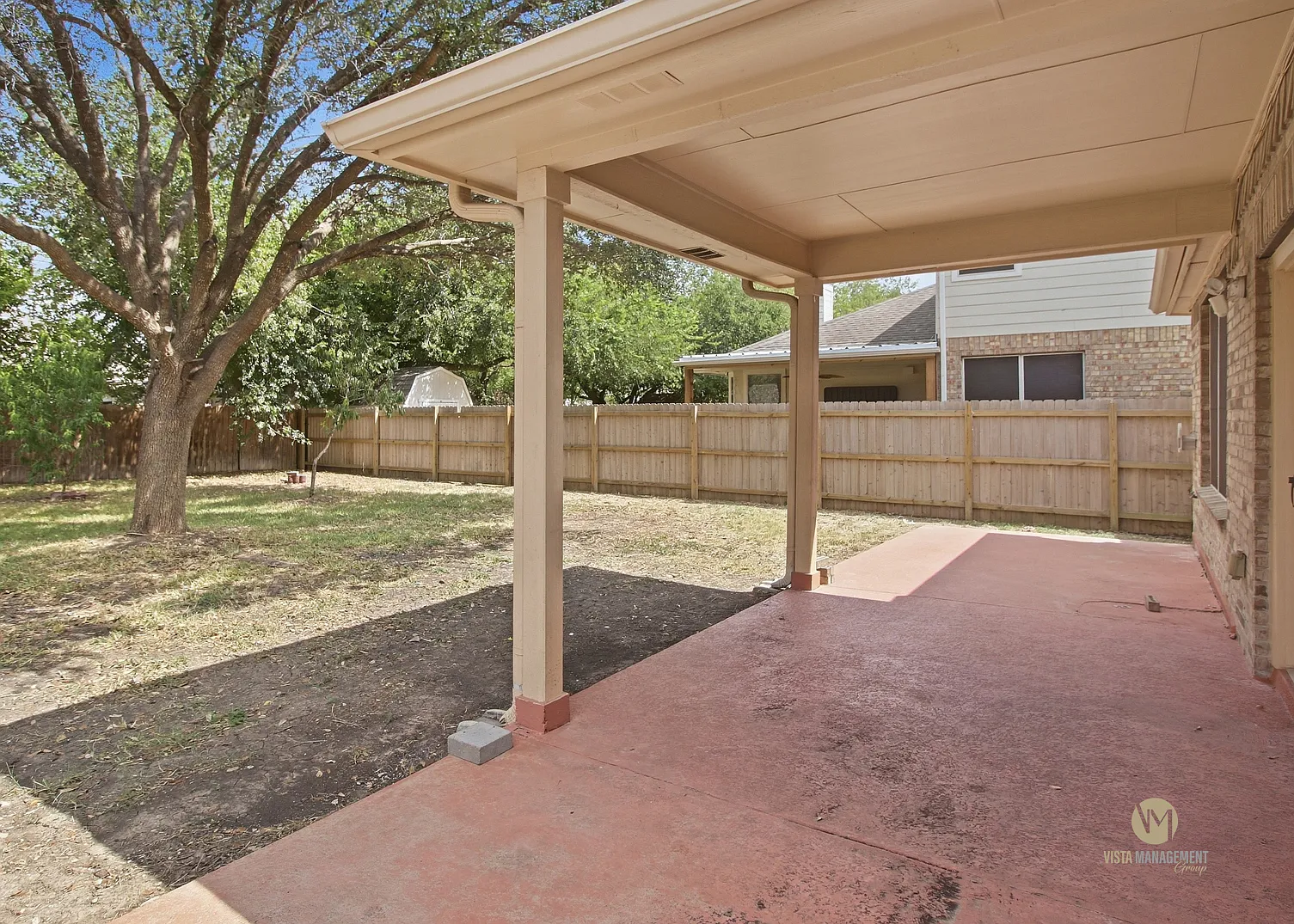 4 bed, 2.5 bath, 2862 sqft, $2,500 — Photo 3