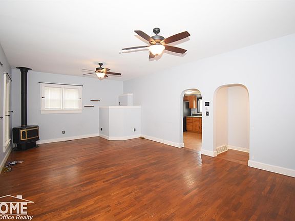 5th image of 8106 Lennon Rd
