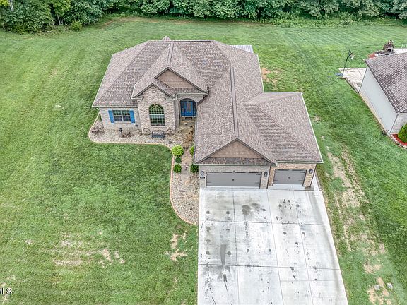 5th image of 469 Grovemont Pl