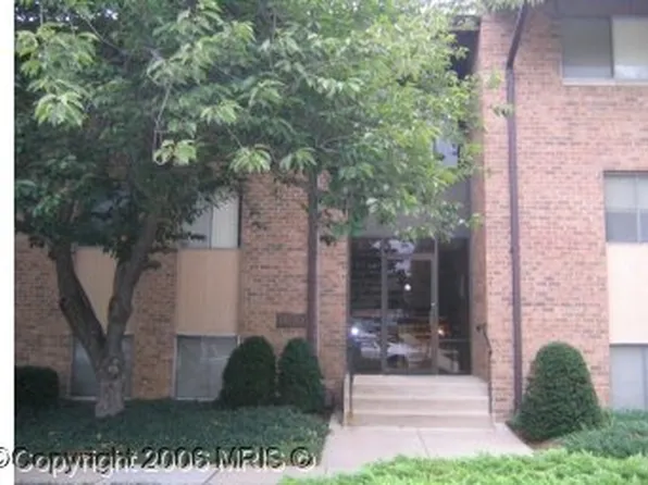 18615 Walkers Choice Rd #18615, Montgomery Village, MD 20886