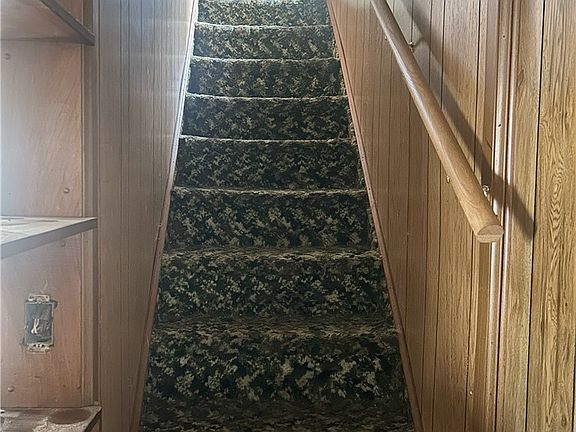 5th image of 13661 W Spring St