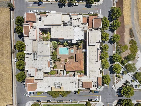 4th image of 2988 Grassina St Unit 219