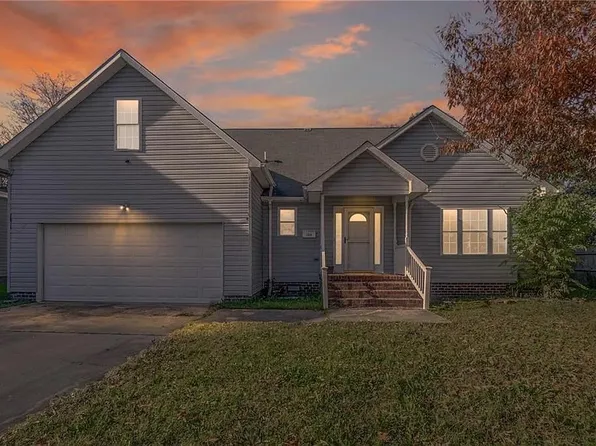 1328 Maple Ave, Portsmouth, VA 23704