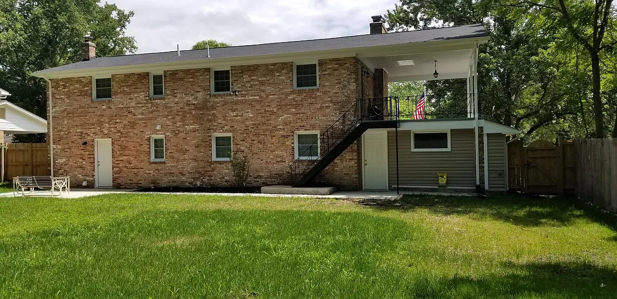 Large backyard. - 11421 Hermitt St