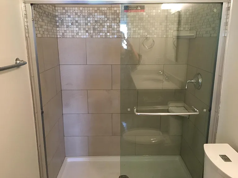 Stand-up shower