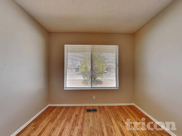 1645 Vance Way — Photo 12