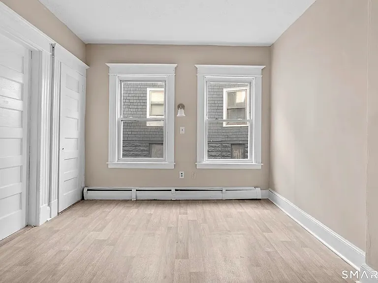37 Plaza Ave #1 — Photo 7