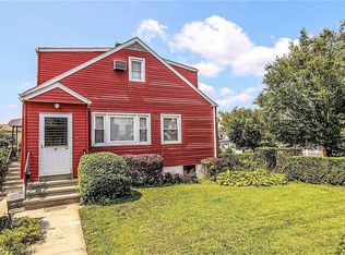 12 Lyon St, Port Chester, NY 10573