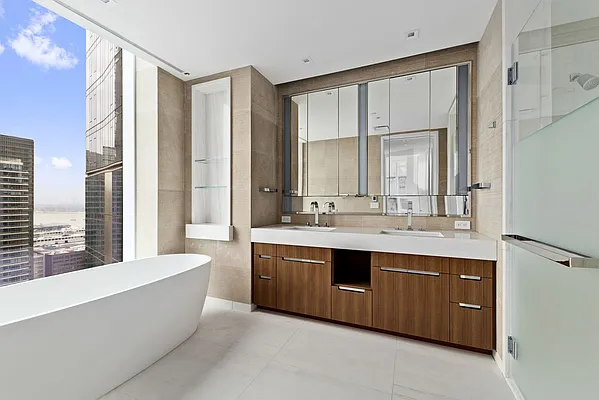 Rented by Compass | media 25