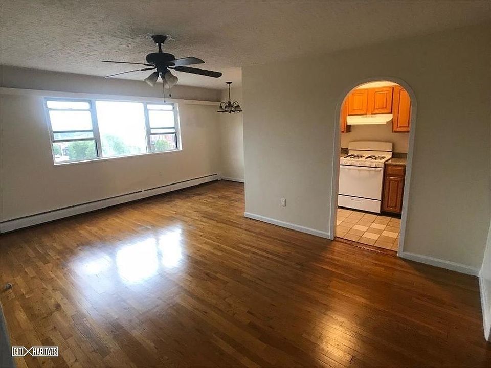 1st image of 1996 78th St APT 3